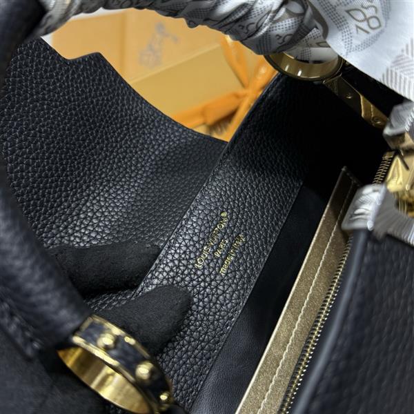 2026120164253892 270